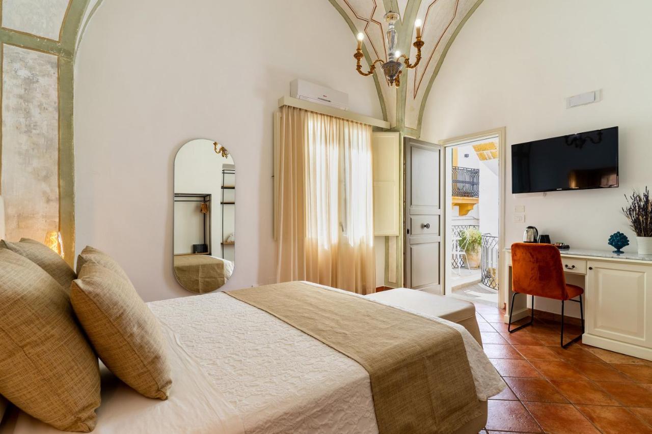 Corte Patitari - By Patitari Suites Галиполи Екстериор снимка